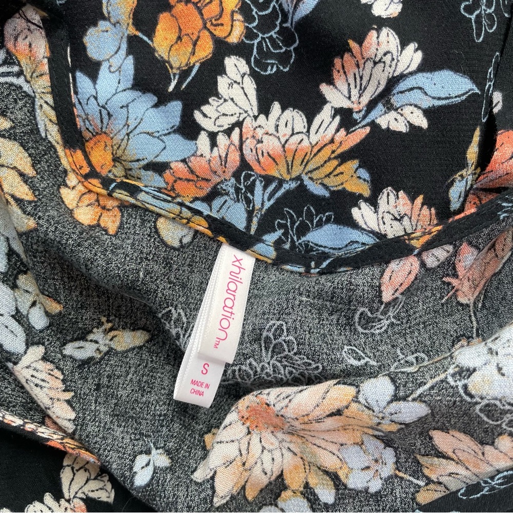 Xhilaration Retro 70s Flutter Ruffled Belted Floral Midi Dress S Pockets Navy - Picture 5 of 7